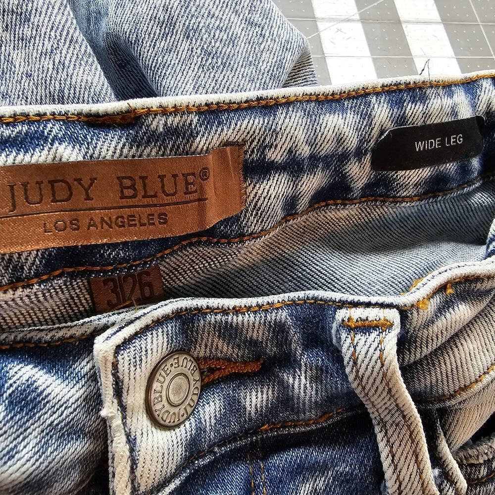 Judy Blue Wide Leg Jeans Women Size 3/26 Light Wash Denim Distressed JB88828 LT - Picture 12 of 13